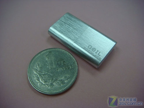 萬(wàn)磁王現(xiàn)身金邦E極棒新磁力U盤上市